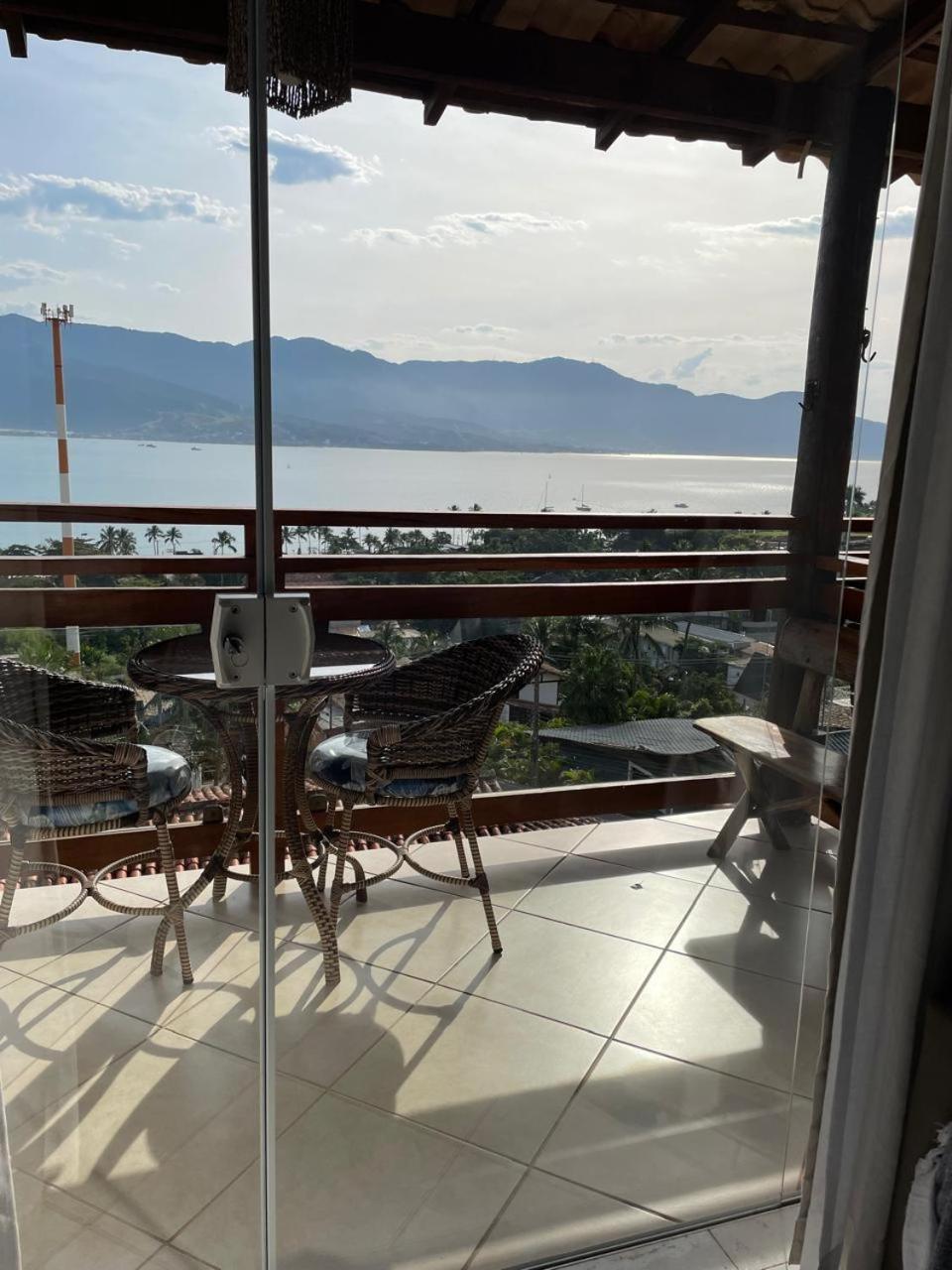 Hotel Vista Bella Ilhabela Esterno foto